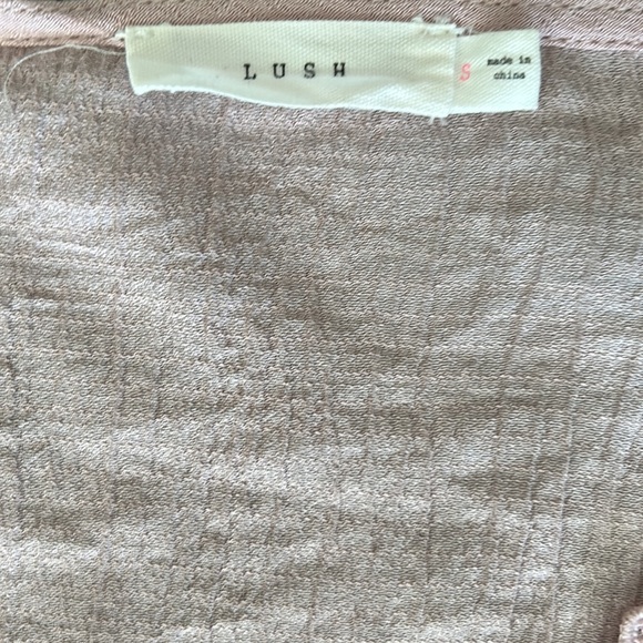 Lush Wrap Tie Side Blouse - Picture 7 of 7